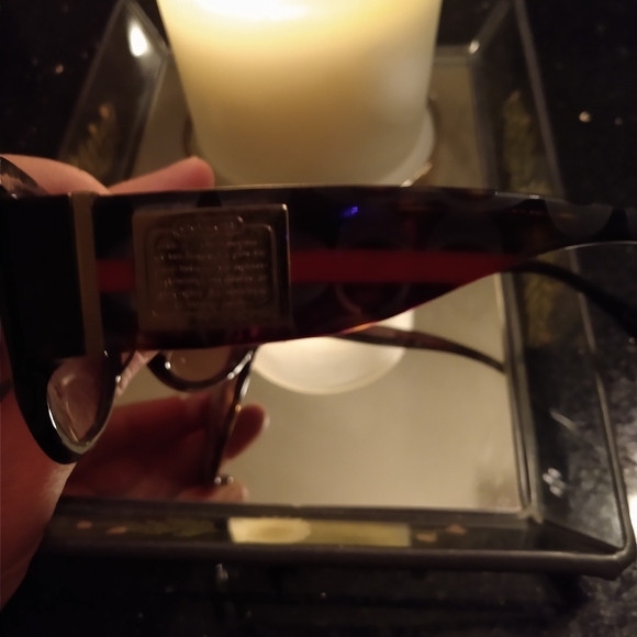 Coach sunglasses - Picture 3 of 3